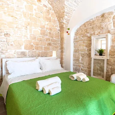 18-10 In The Heart Of * Martina Franca